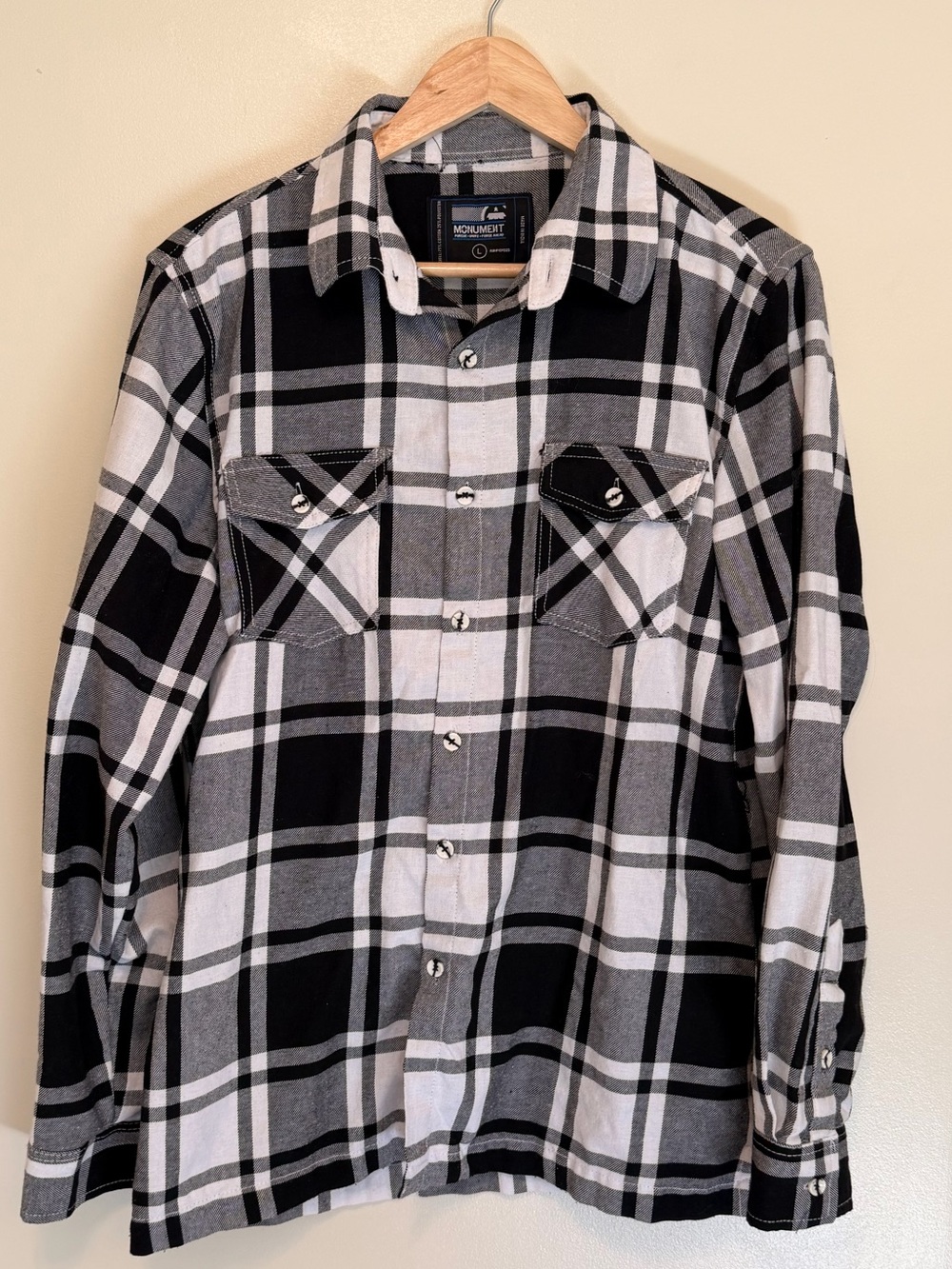 Monument Mens Black & Gray Plaid Button-Up Shirt